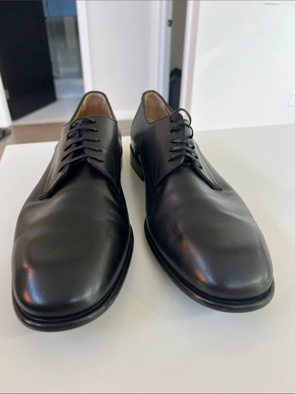 Ferragamo black leather derby dress shoes men’s size 10